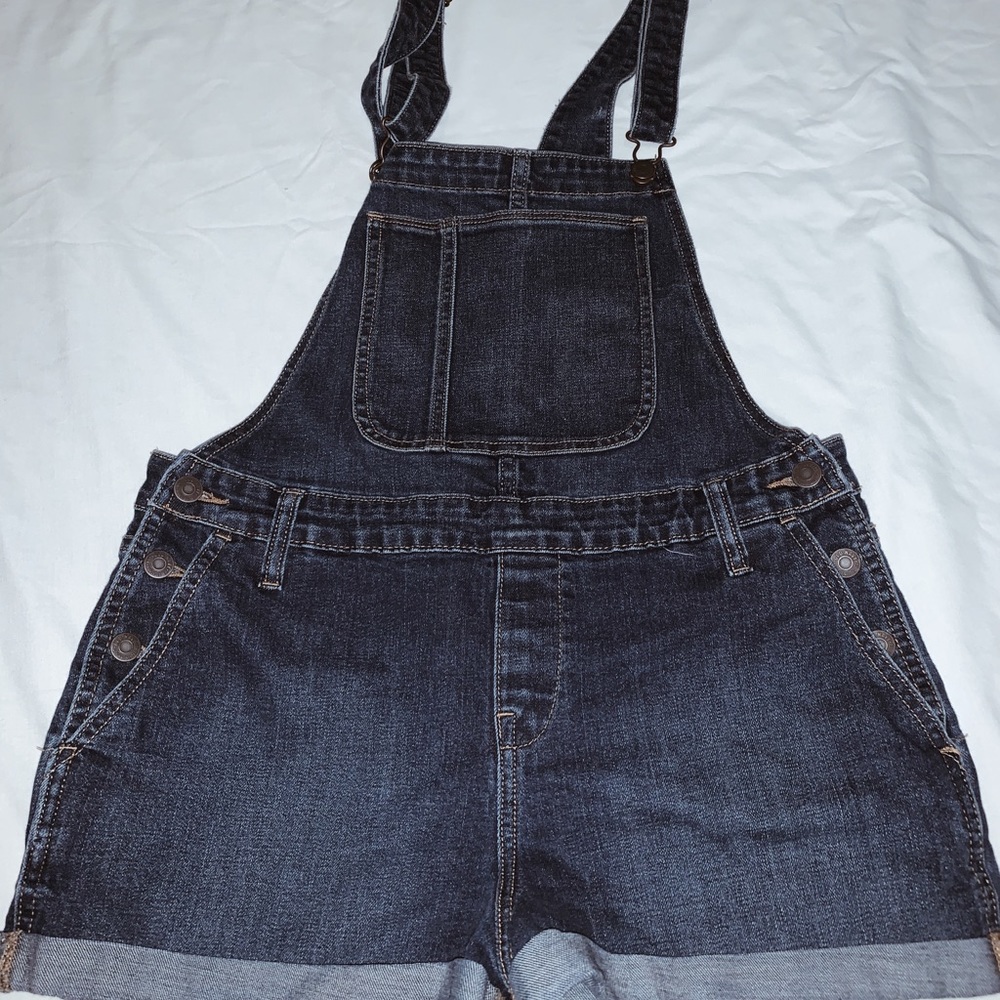 Overall shorts